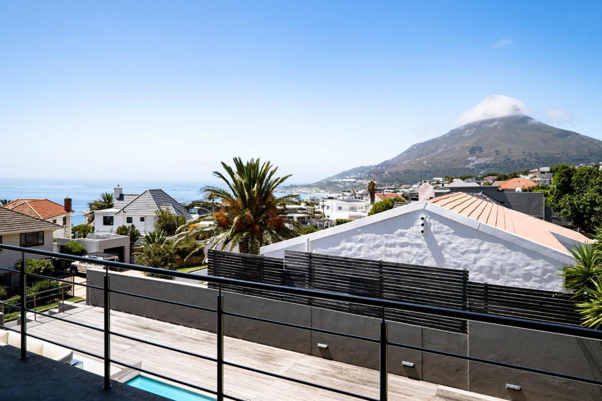 Hove * Cape Town